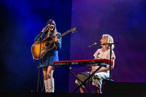 IMG_4572 Ward Thomas