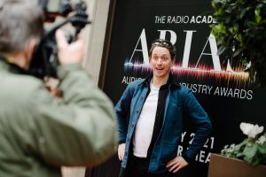 a00g - Elis & John red carpet