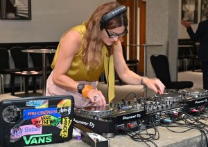 Evening Reception 4200