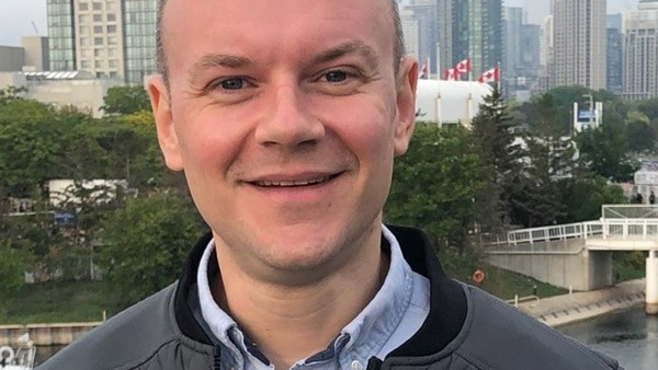 David Treasurer 16x9