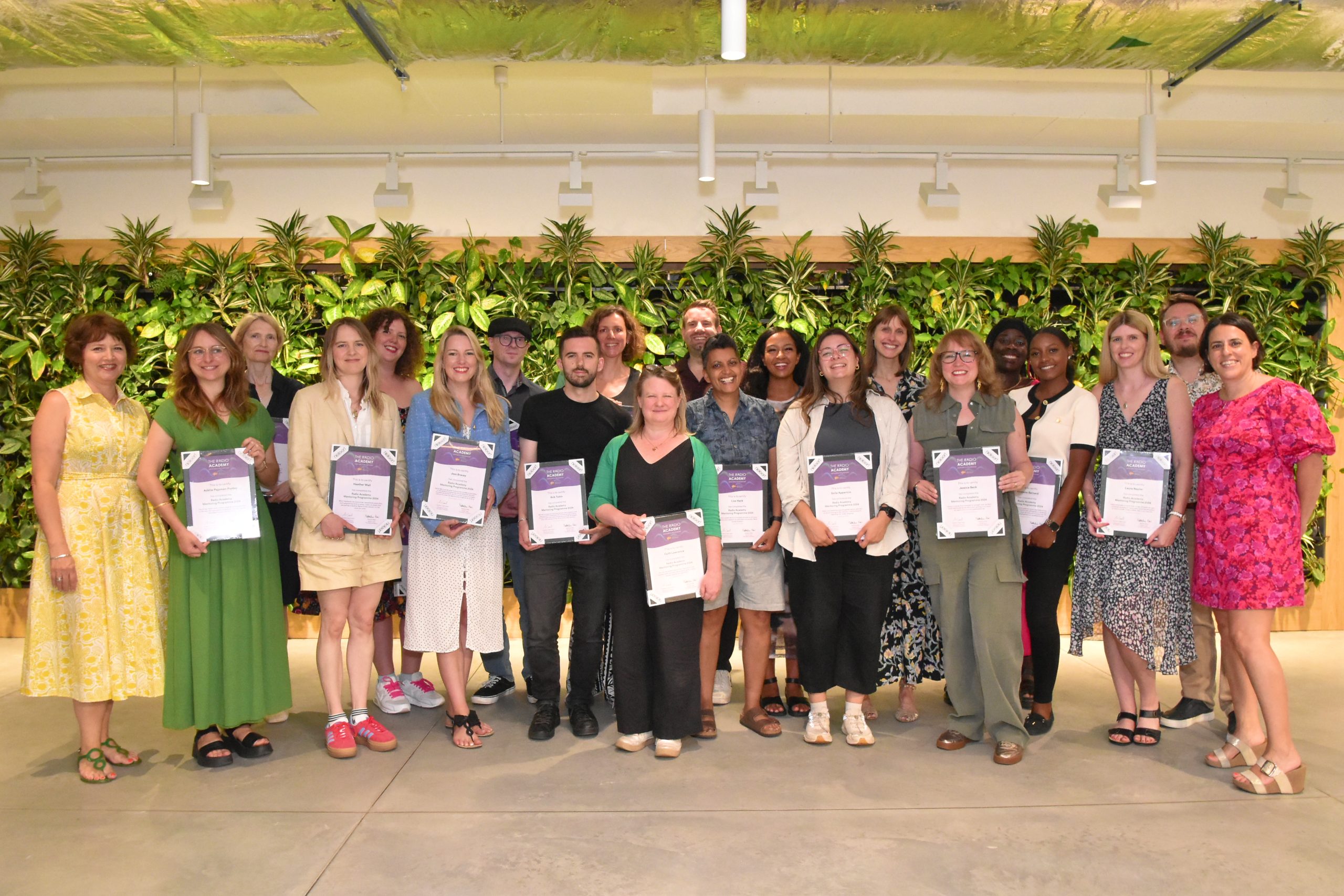 vinnielo@radiofeeds.co.uk